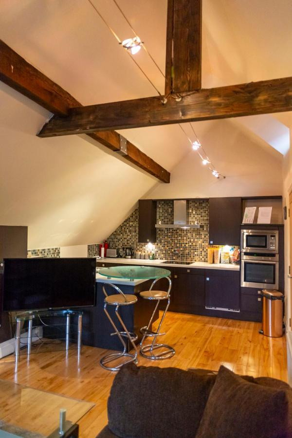 Apartment No.2 - The Old Red King Pub Mcr Манчестер Экстерьер фото